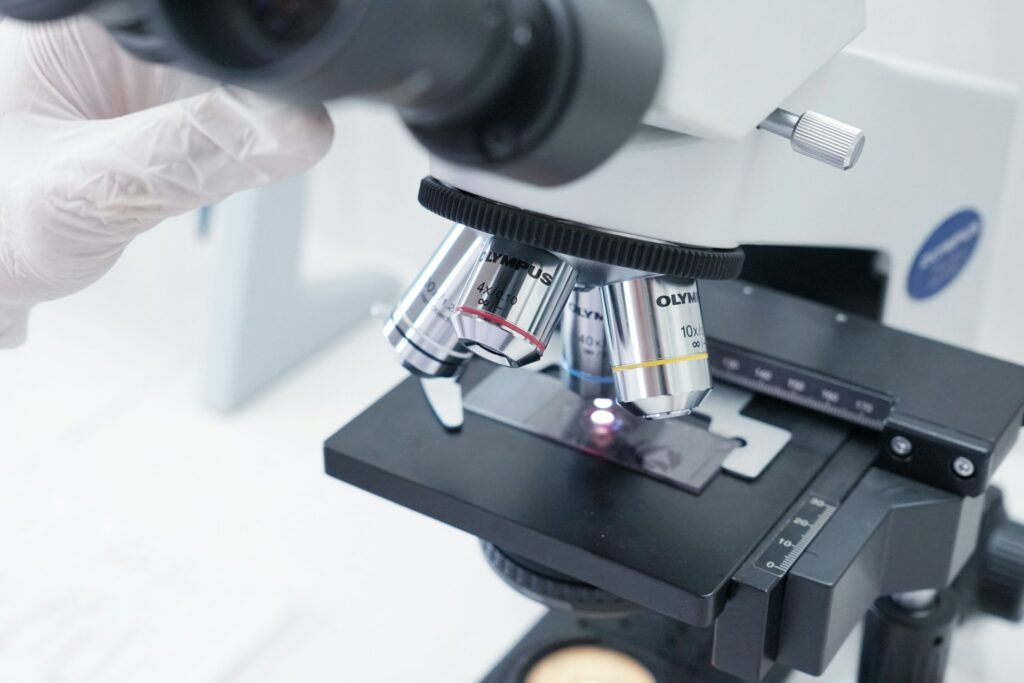 Biotech Cleanroom Design That Protects Your Process